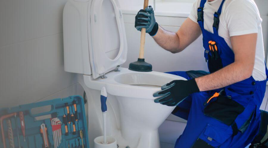 Expert burst pipe repair services in Voluntown, CT